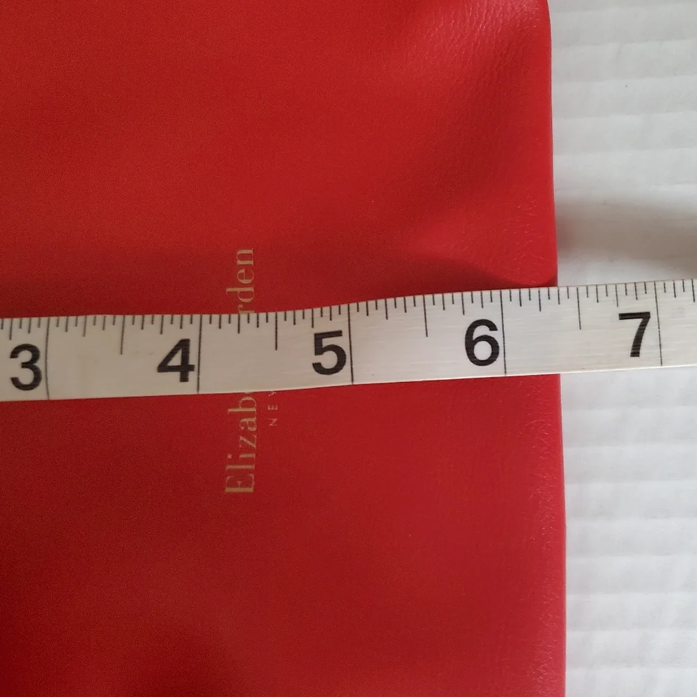 Set Of 3 Elizabeth Arden Cosmetic Makeup Travel Bags Red.
